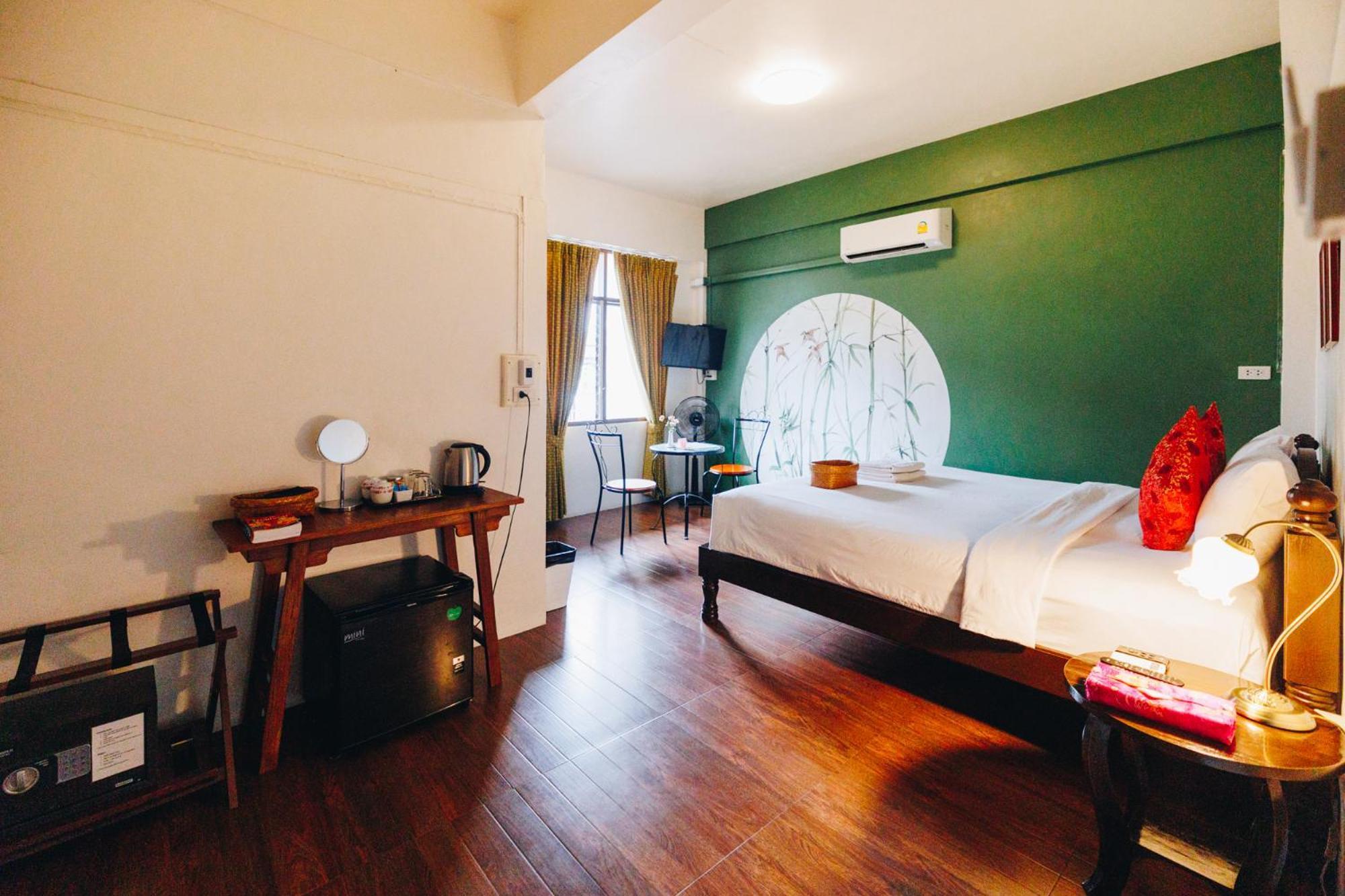 Sleeper House Hotel Trang Exterior photo
